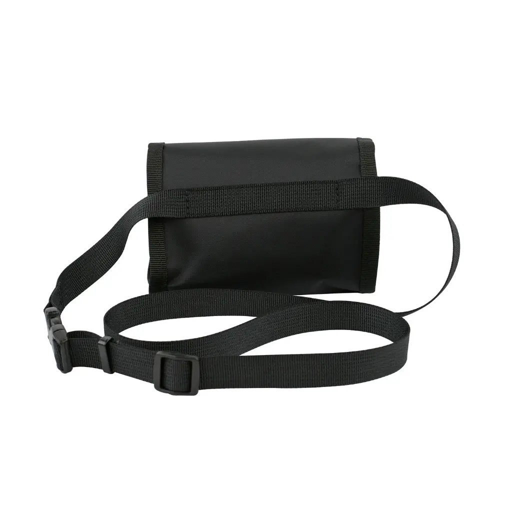 pochette noir uni 1.webp
